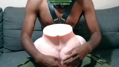 Snapshot of cuckbaitking chatting on September 2025 05:20:01 AM CuckbaitKing online show from September 2025 05:20:01 AM