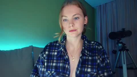 Snapshot of cuddle_kitten chatting on January 2025 02:35:01 PM Alexia online show from January 2025 02:35:01 PM