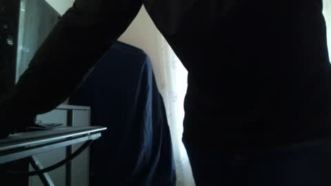 Snapshot of cuddlebeardeluxe chatting on October 2025 01:25:01 PM cuddlebeardeluxe online show from October 2025 01:25:01 PM