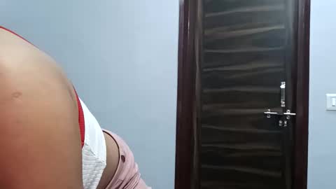 cuddlemuffins online show from March 2026 05:51:02 PM