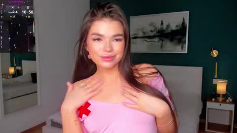 Snapshot of cuddles_jane chatting on November 2025 07:28:01 AM Silvia online show from November 2025 07:28:01 AM