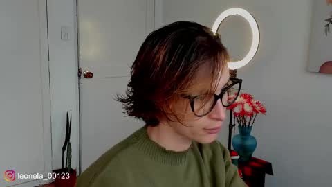 Leonela online show from December 2025 06:26:01 PM