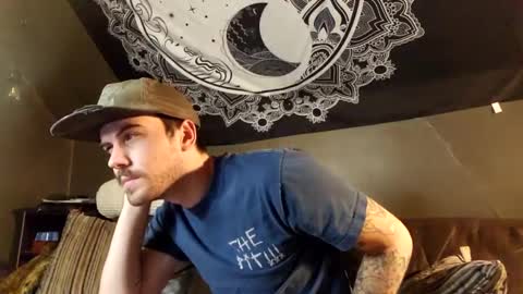 Snapshot of cum_addict69 chatting on January 2025 01:39:02 AM cum_addict69 online show from January 2025 01:39:02 AM