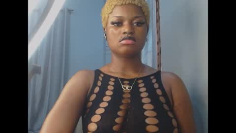 Snapshot of cum_ebony_petitxx chatting on June 2026 06:45:01 AM cath online show from June 2026 06:45:01 AM