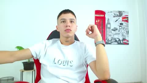 cumandres online show from November 2025 02:43:02 PM