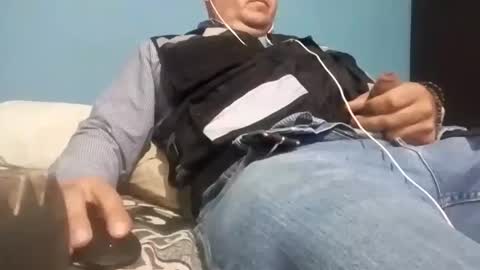 cumbian_chero online show from September 2025 06:08:01 PM