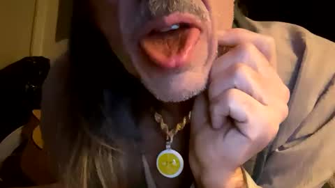 Snapshot of cumeoncam chatting on December 2024 11:45:01 AM Cumoncam online show from December 2024 11:45:01 AM