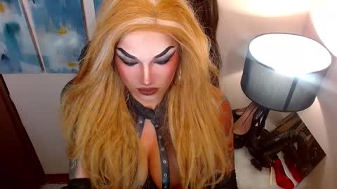 Snapshot of cumoffun chatting on October 2025 11:08:02 AM Cattaleya online show from October 2025 11:08:02 AM