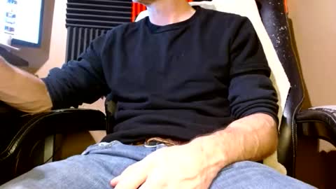 Snapshot of cumshard35 chatting on November 2025 04:04:01 AM cumshard35 online show from November 2025 04:04:01 AM