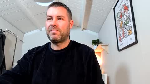 Snapshot of cupcakecreampie chatting on November 2025 01:40:01 AM Adam online show from November 2025 01:40:01 AM