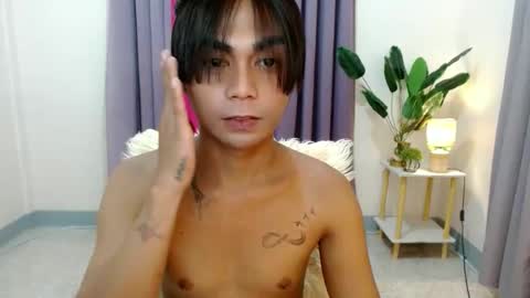 Snapshot of cuppycupcake_2 chatting on March 2026 12:09:01 PM Xyrien online show from March 2026 12:09:01 PM