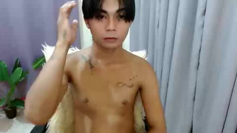 Snapshot of cuppycupcake_2 chatting on March 2026 12:10:02 PM Xyrien online show from March 2026 12:10:02 PM