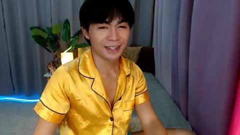 Snapshot of cuppycupcake_2 chatting on April 2026 03:00:01 PM Xyrien online show from April 2026 03:00:01 PM