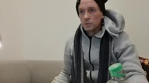 Snapshot of curced25 chatting on February 2026 08:25:01 PM curced25 online show from February 2026 08:25:01 PM