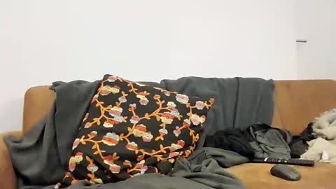 Snapshot of curced25 chatting on February 2026 09:05:01 AM curced25 online show from February 2026 09:05:01 AM