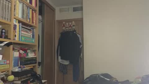 curiosillo1983 online show from December 2025 03:51:01 PM