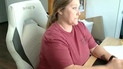 Snapshot of curiouscouple3143 chatting on February 2025 04:29:01 PM curious couple online show from February 2025 04:29:01 PM