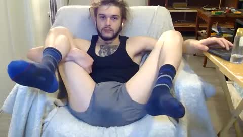 curiouss25 online show from December 2025 06:24:02 PM