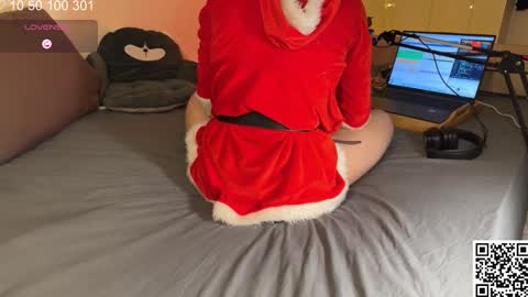 Snapshot of curlyboyy_ chatting on December 2024 03:05:01 PM Mike pvt is open online show from December 2024 03:05:01 PM