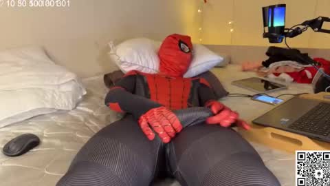 Snapshot of curlyboyy_ chatting on February 2025 05:35:02 AM Mike pvt is open online show from February 2025 05:35:02 AM