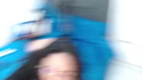 Snapshot of curlybutterfly chatting on October 2025 10:39:02 PM curlybutterfly online show from October 2025 10:39:02 PM