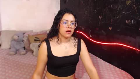 Snapshot of curlycool chatting on December 2024 01:58:02 AM Max and Cata online show from December 2024 01:58:02 AM