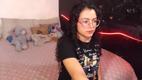 Snapshot of curlycool chatting on December 2024 12:51:02 AM Max and Cata online show from December 2024 12:51:02 AM