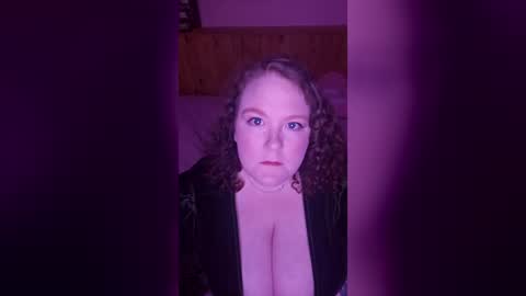 curlycult97 online show from June 2026 10:14:01 PM