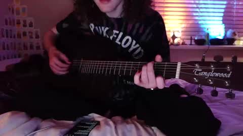 curly fries online show from March 2026 07:25:02 AM