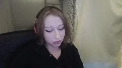 Meow  SheHer  online show from June 2026 10:45:02 PM