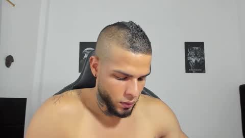 curtis_blake online show from November 2025 02:32:01 AM