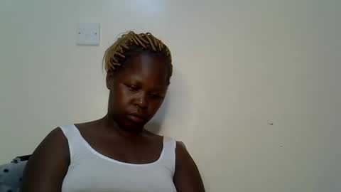 Snapshot of curvy294 chatting on April 2026 07:14:01 PM SALLY online show from April 2026 07:14:01 PM