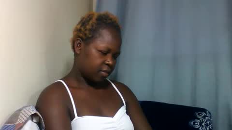Snapshot of curvy294 chatting on April 2026 04:53:02 PM SALLY online show from April 2026 04:53:02 PM