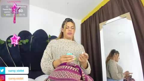 Violet 3 online show from January 2025 11:34:02 AM