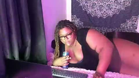 Snapshot of curvybcelinemixe chatting on February 2025 03:34:02 AM Cline online show from February 2025 03:34:02 AM