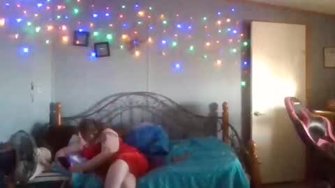 dahlia -kim online show from December 2024 09:53:02 PM