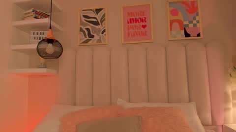 Amber  online show from January 2026 12:20:01 PM