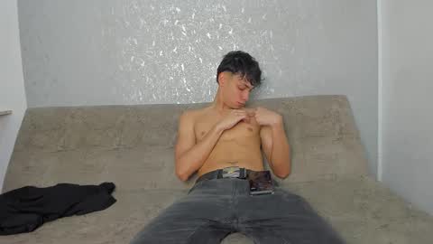 ARTURO-18  MATIAS-18  NIKOLAY-19  HADES-18  GABO-19 online show from February 2026 07:34:02 PM