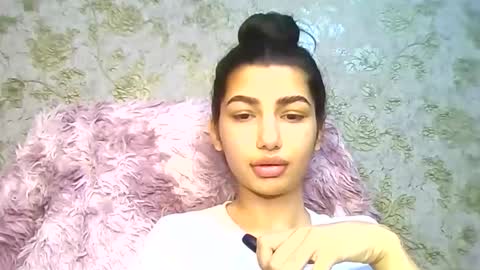 Cherry girl online show from June 2026 07:36:01 PM