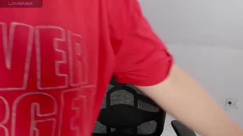 Snapshot of cute_cloe69 chatting on November 2025 03:25:01 PM cloe chanel online show from November 2025 03:25:01 PM