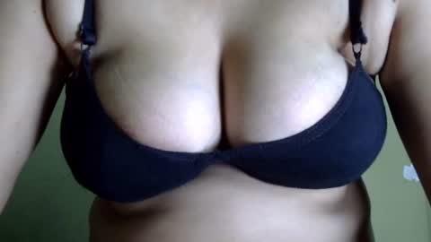 Diyu online show from October 2025 04:26:01 AM