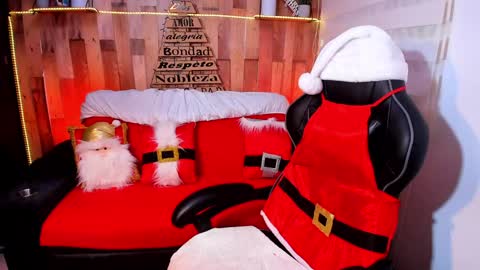    Independent Model online show from December 2024 12:52:01 AM