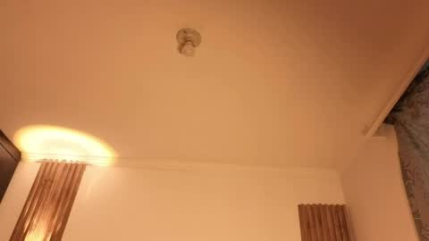 Emma online show from April 2026 11:02:02 AM