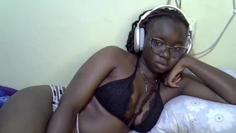Snapshot of cute_gee chatting on May 2026 11:10:02 PM daddysdoll online show from May 2026 11:10:02 PM