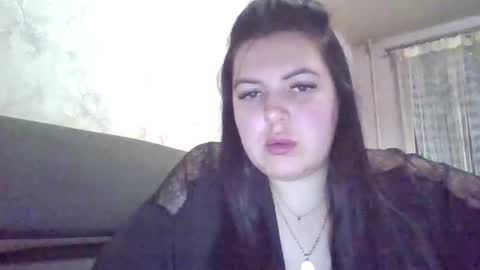 cute_girl95 online show from December 2025 05:51:01 PM