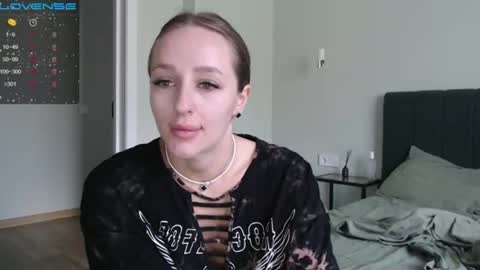 Snapshot of cute_girl_mia__ chatting on July 2026 06:30:01 AM cute_girl_mia__ online show from July 2026 06:30:01 AM