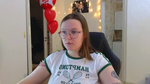 Snapshot of cute_junk chatting on February 2025 06:19:01 PM Kite and Jack online show from February 2025 06:19:01 PM