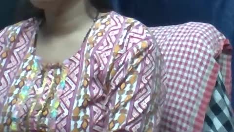 Snapshot of cute_kashmira99 chatting on October 2025 11:28:02 AM kashmira online show from October 2025 11:28:02 AM