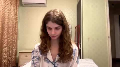 cute_kitte online show from December 2025 08:47:02 PM