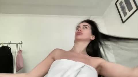 Snapshot of cute_kriss94 chatting on May 2026 01:49:02 PM cute_kriss94 online show from May 2026 01:49:02 PM